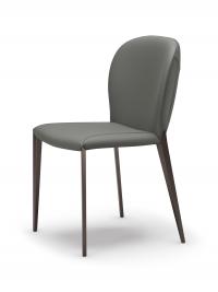 Gepolsterter Stuhl mit Nancy-Stahlbeinen von Cattelan und sichtbaren Nähten entlang des Profils