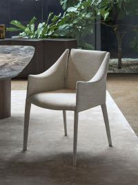 Vela vollgepolsterter Sessel von Bonaldo ideal für elegante Esszimmer