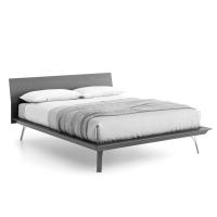 Bett mit Holzgestell und Füßen aus Metall Missouri