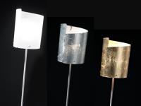 Detail des Lampenschirms aus weißem satiniertem Glas und mit Applikation von Gold- oder Silberblatt