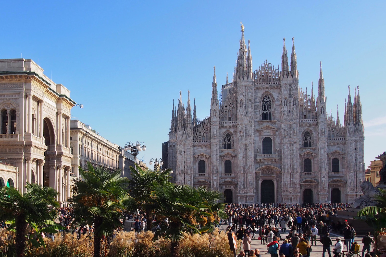 Panoramic photo of Milan