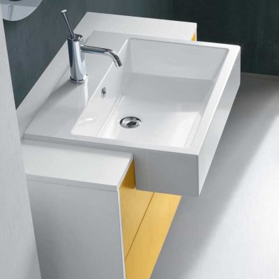 Lavabo a sbalzo in ceramica