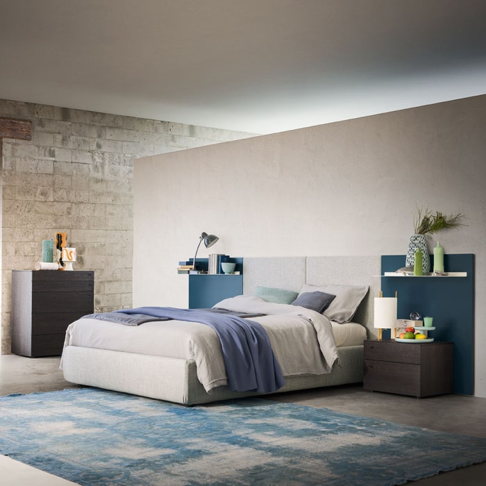 Letto e boiserie della collezione Freeport