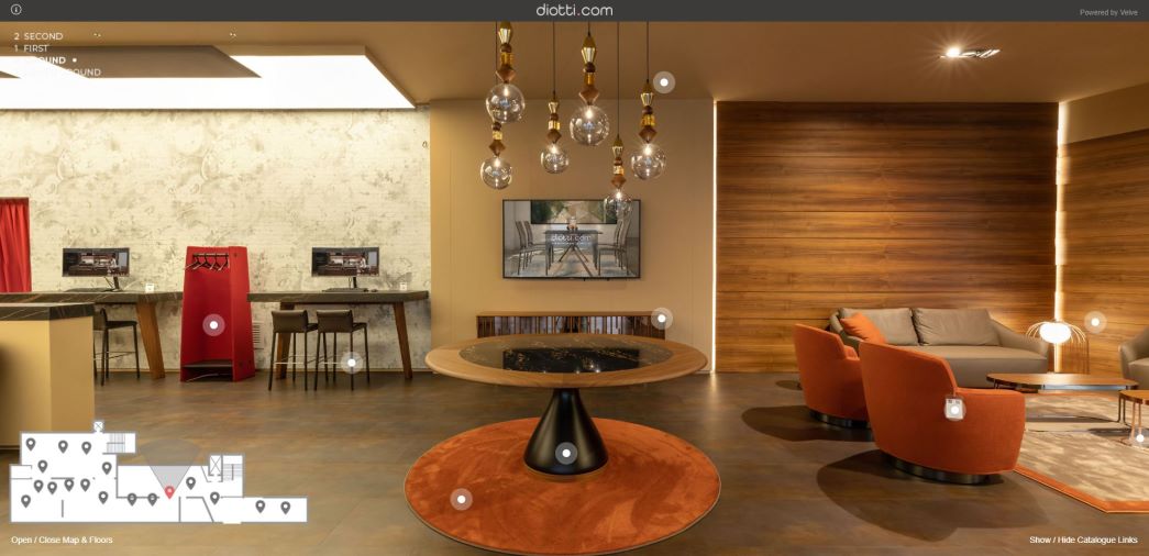 Immagine di inizio del tour virtuale con ingresso showroom