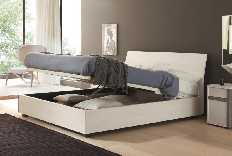 Letto Karisma: con rete letto cm 140, senza contenitore o con box ad alzata semplice o doppia