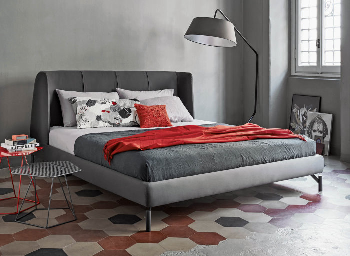 Letto king size imbottito Basket con piedini design