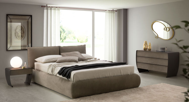 Letto king in pelle nubuck Astoria cm 205 x 232 / 242 / 252. Materasso cm 180 x 190 / 200 / 210