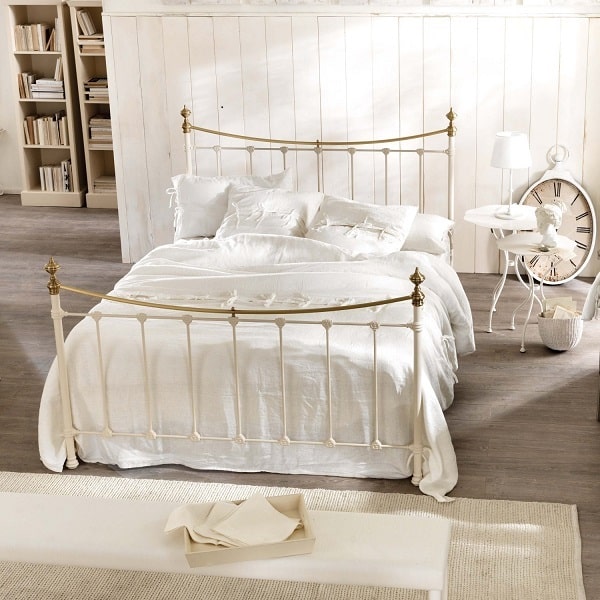 Letto shabby in ferro battuto Oliver