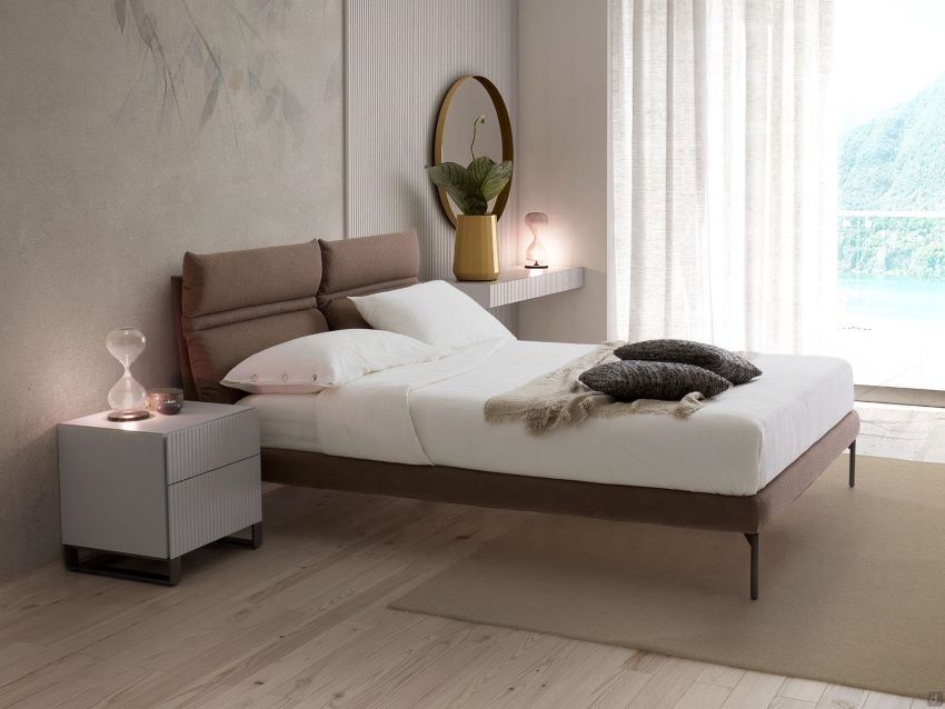 Letto tessile con testiera regolabile Lesley