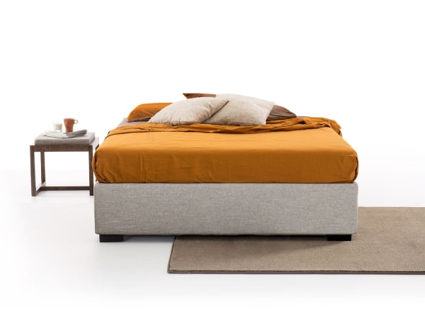 Letto sommier compatto con giroletto slim More&Plus, vista frontale