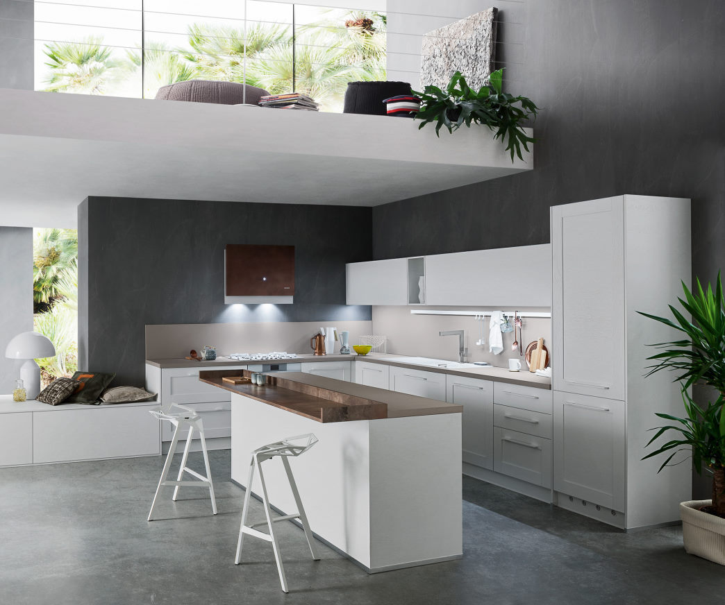 Cucina bianca con top beige e bancone centrale Fourty 03