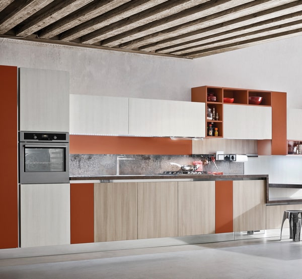 Cucina completa con piano in laminato Cucina completa con piano in laminato