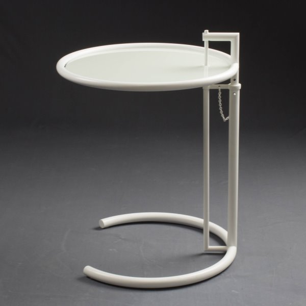 Eileen Gray è un tavolino ispirato al design dell'omonima artista