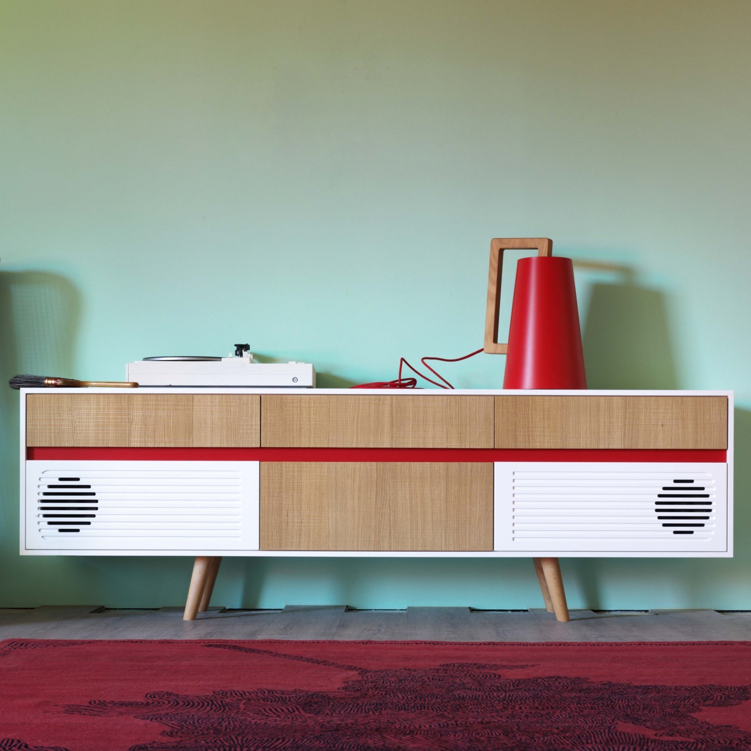 Credenza Skap con impianto audio