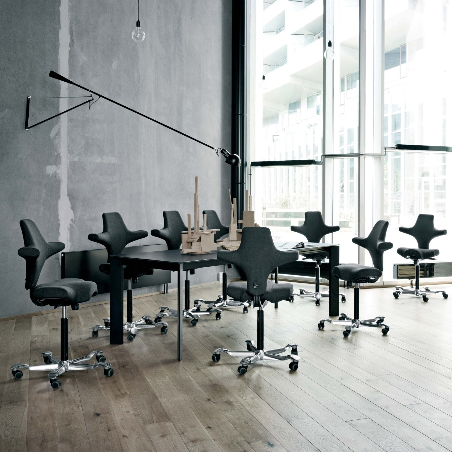 Sedia ergonomica per sala riunioni Capisco® di Håg